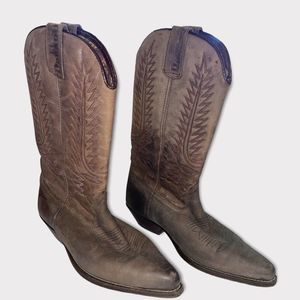 Elegant Western Brown Heeled Boots